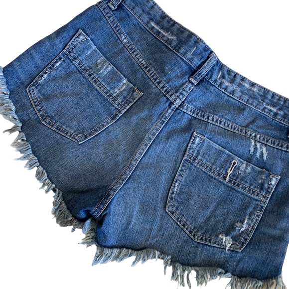 FREE PEOPLE DISTRESSED BLUE DENIM SHORTS - Picture 13 of 16